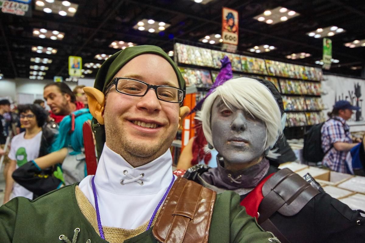 2017-indiana-comic-con-selfies-with-costumes-series (8)